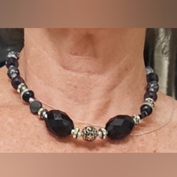 Necklace - Picture 2 of 2